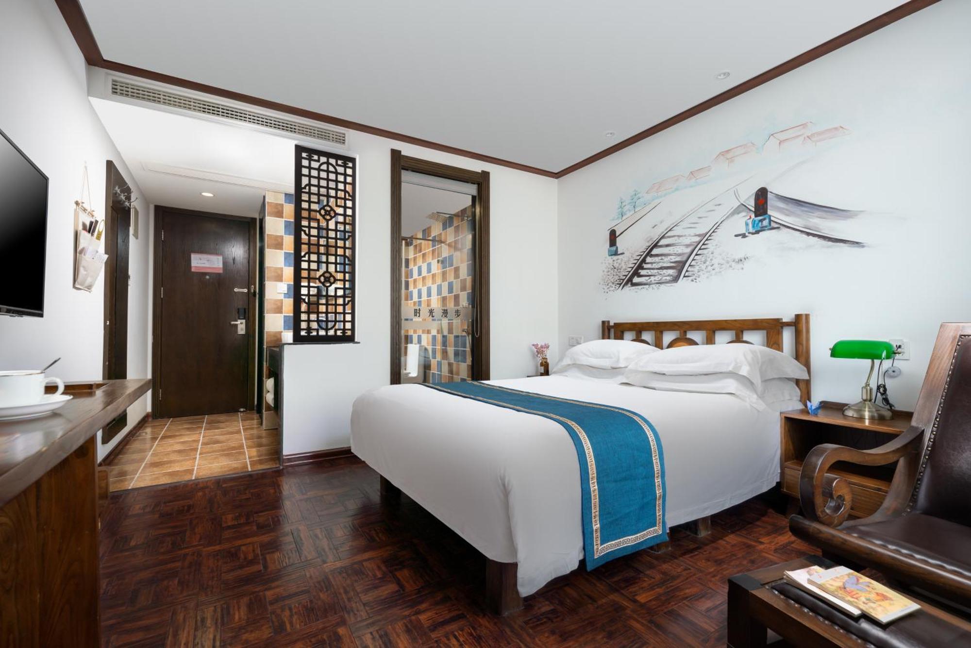 Nostalgia Hotel Near Tianjin Polar Ocean Word- Tianjin Fonte Joy World, 10 Minutes Drive Away From Tianjin Tanggu High-Speed Railway Station, Free Ice-Cream, Mineral Water, Snacks And Laundry Service, English Communication Well Exteriör bild