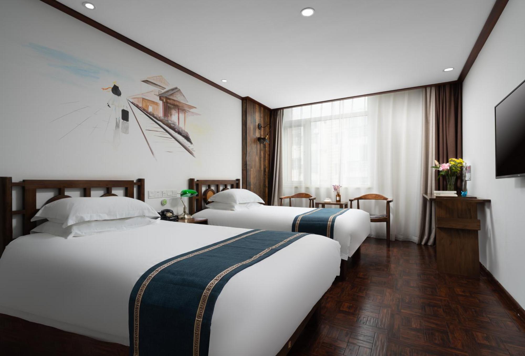 Nostalgia Hotel Near Tianjin Polar Ocean Word- Tianjin Fonte Joy World, 10 Minutes Drive Away From Tianjin Tanggu High-Speed Railway Station, Free Ice-Cream, Mineral Water, Snacks And Laundry Service, English Communication Well Exteriör bild