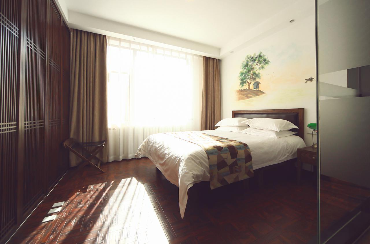 Nostalgia Hotel Near Tianjin Polar Ocean Word- Tianjin Fonte Joy World, 10 Minutes Drive Away From Tianjin Tanggu High-Speed Railway Station, Free Ice-Cream, Mineral Water, Snacks And Laundry Service, English Communication Well Exteriör bild