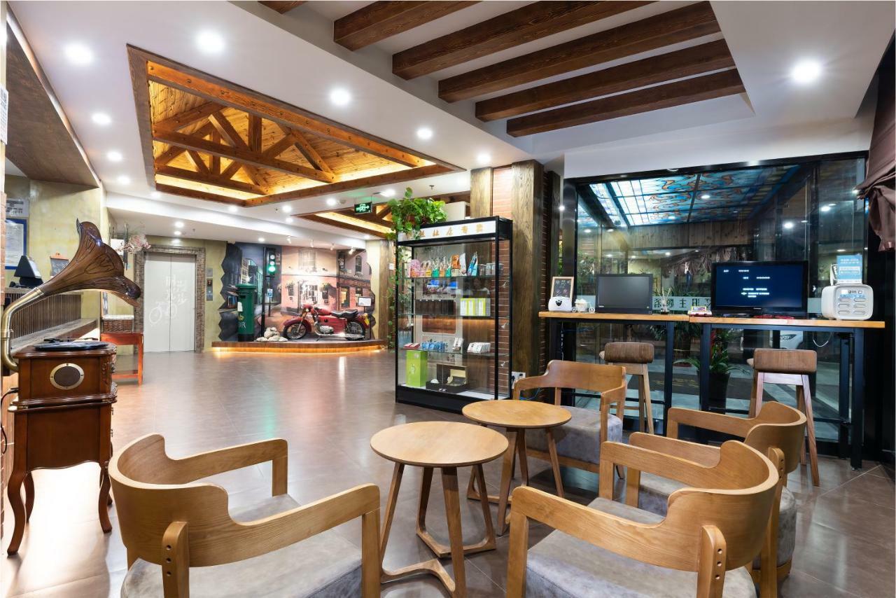 Nostalgia Hotel Near Tianjin Polar Ocean Word- Tianjin Fonte Joy World, 10 Minutes Drive Away From Tianjin Tanggu High-Speed Railway Station, Free Ice-Cream, Mineral Water, Snacks And Laundry Service, English Communication Well Exteriör bild